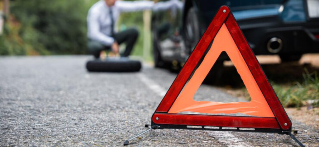 Roadside-Assistance-in-Dearborn-MI